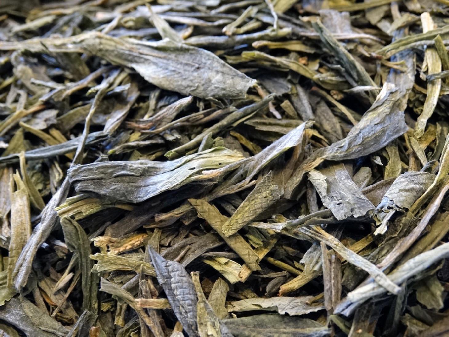 Prestigious Green/Yellow Tea, from the province of Anhui in China