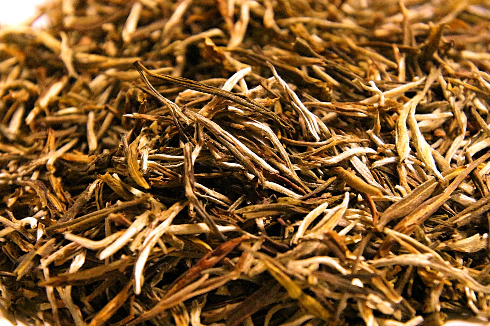 China yellow tea Simao Yunnan region