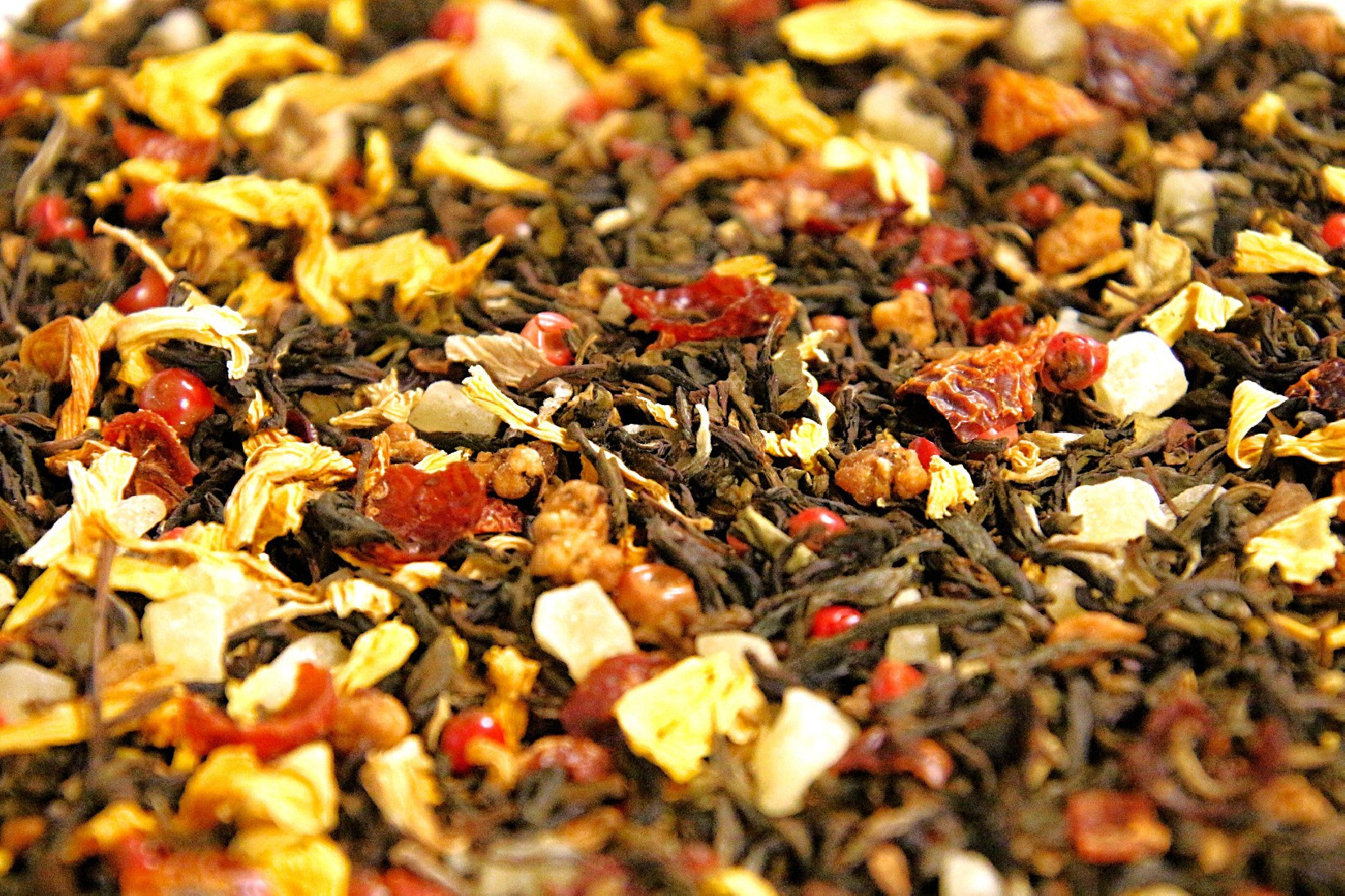 Darjeeling black tea, pineapple, pear, lime and sweet peppers Darjeeling black tea, pineapple, pear, lime and sweet peppers