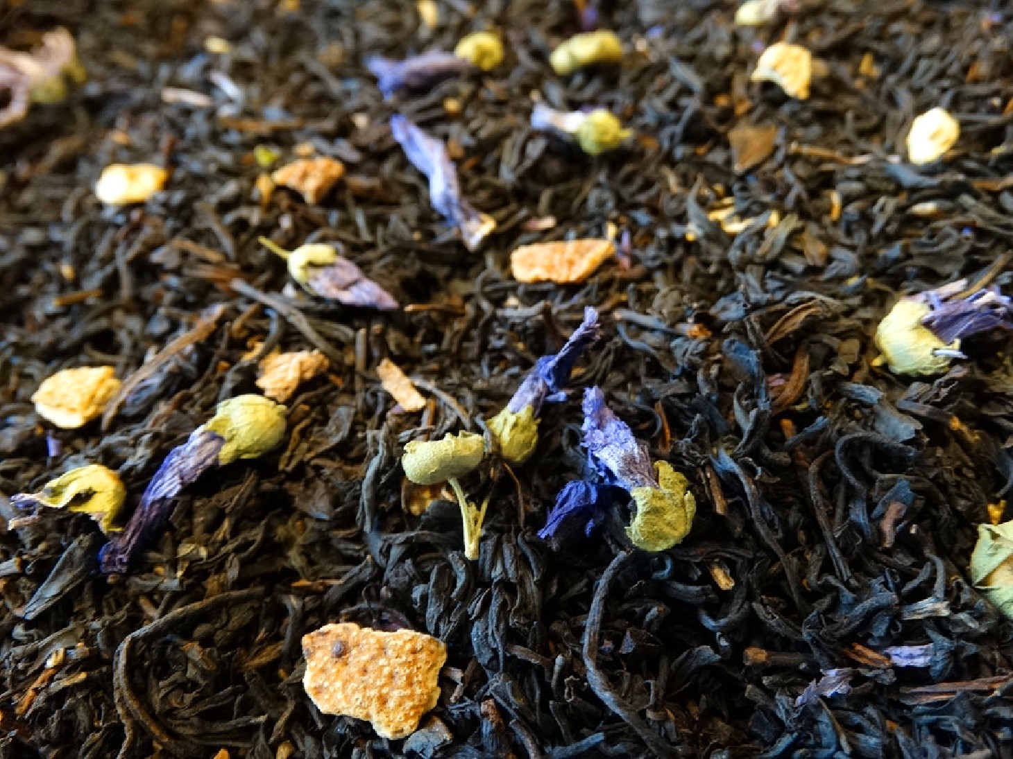 Green and Black Tea, Citrus, Spices, Cocoa