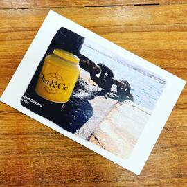 Un grand merci à Rachel et Vincent pour la carte postale de la petite boîte jaune qui se dort la pilule #Lanzarote #fuerteventura